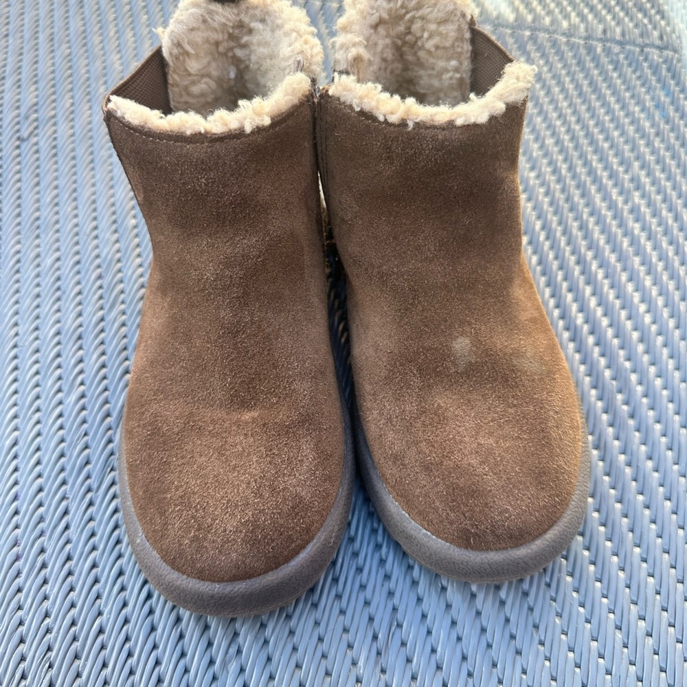 Zara boots size 25